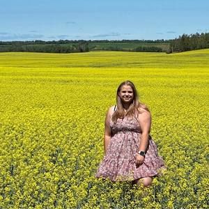 Meet your Posher, Katrina